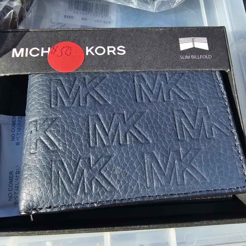 Michael Kors slim billfold